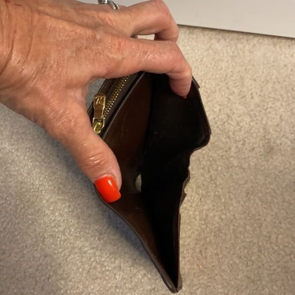 Louis Vuitton Damier Compact Zip Bifold Wa… - Picture 9 of 12